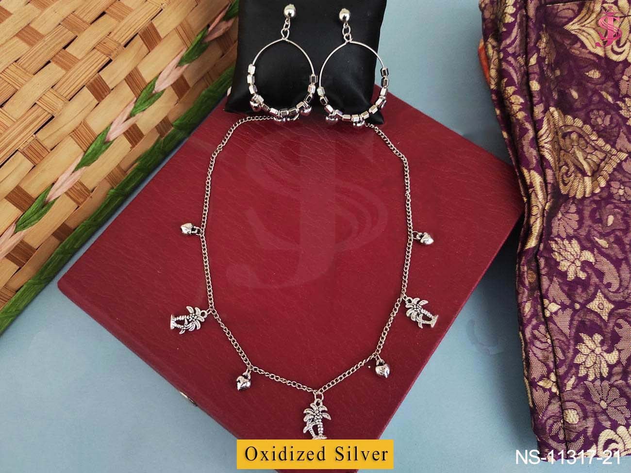 Oxcid Sliver pendant set