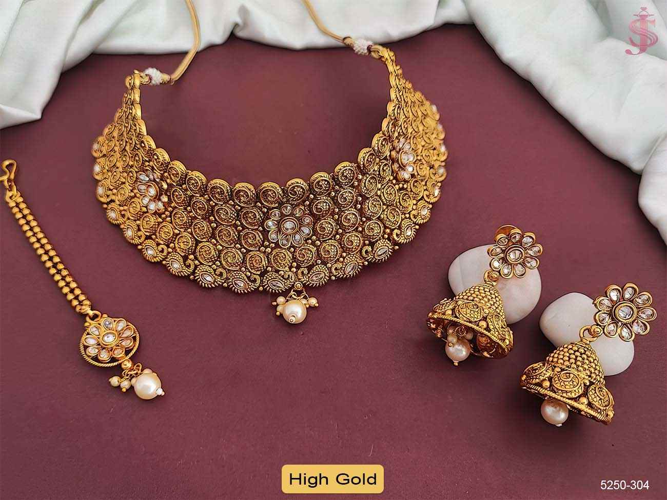 Temple Choker Necklace & Earrings Set