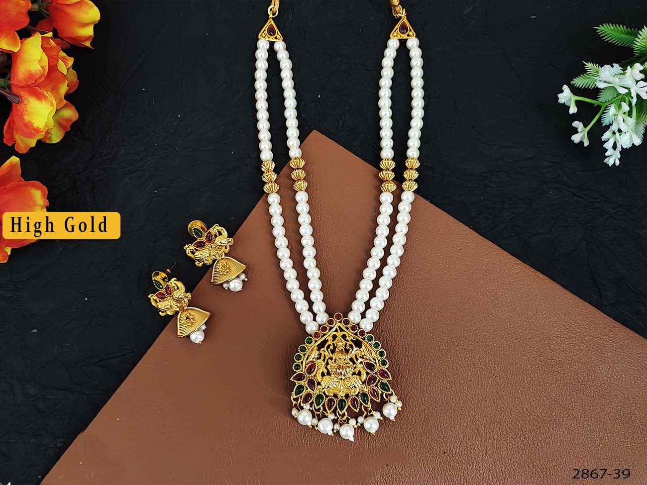 beautiful god laxmi pendant with 2 layer moti mala pendant temple set