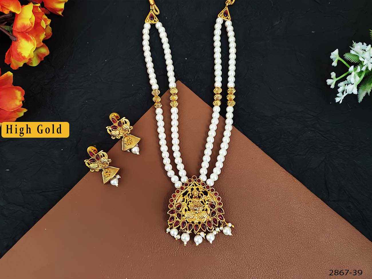 beautiful god laxmi pendant with 2 layer moti mala pendant temple set