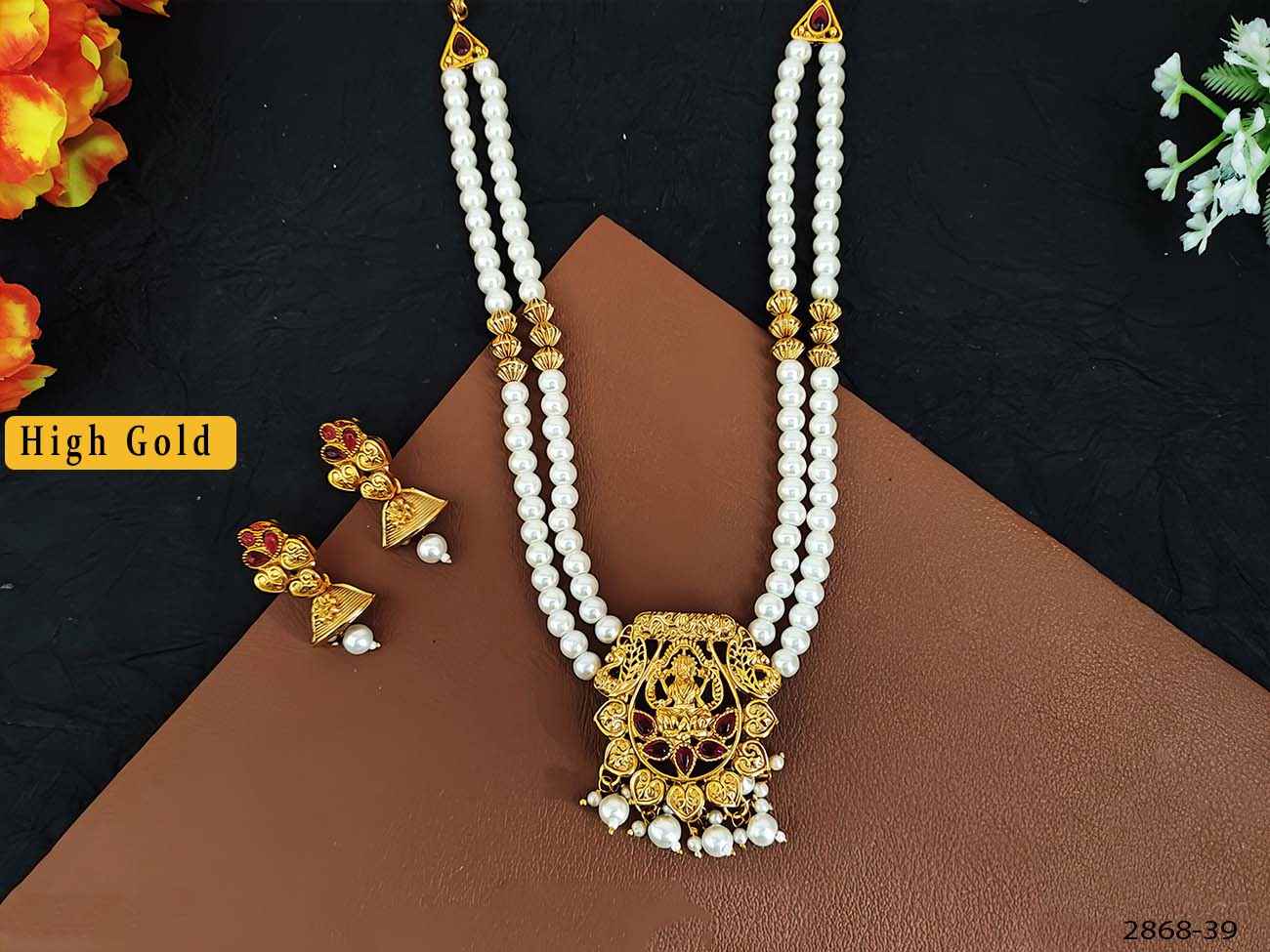 beautiful god laxmi pendant with 2 layer moti mala pendant temple set