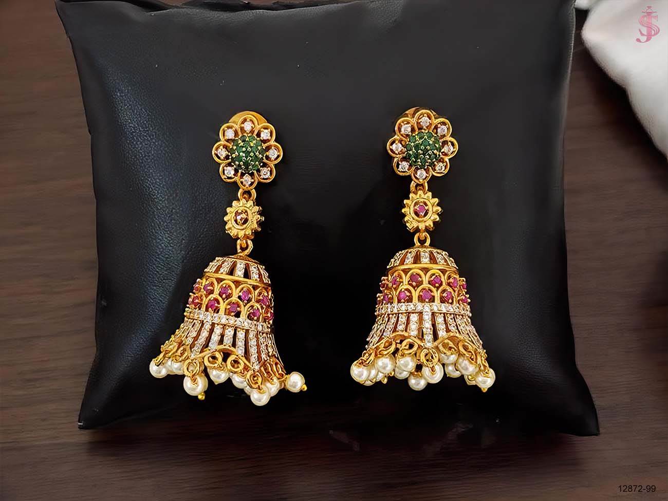 Kemp cluster pearl jhumka earring