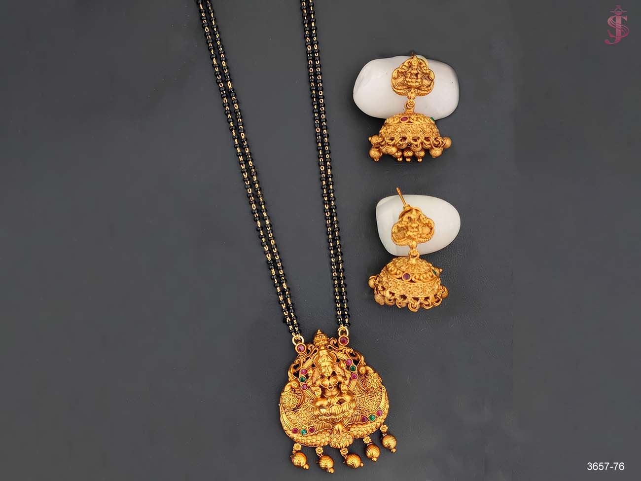 god laxmi temple necklace