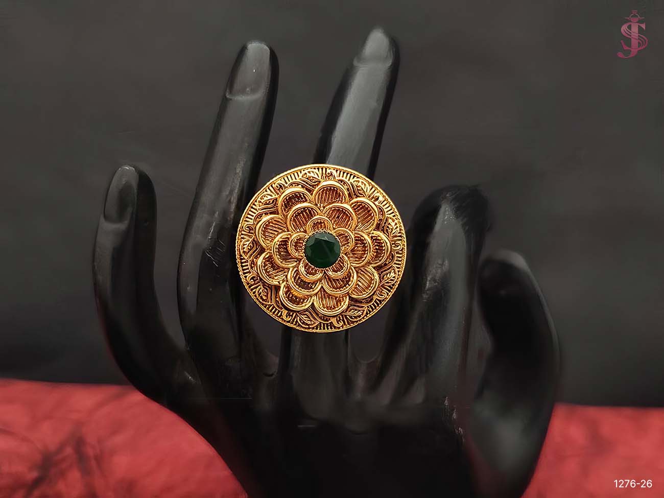 Flower Kundan finger ring