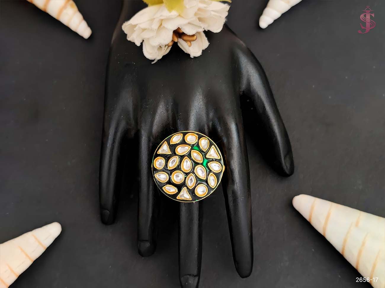 Flower Kundan Finger Ring